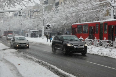 Vreme se igra sa nama! U ponedeljak 6 stepeni, a već sledećeg dana novi HOROR!