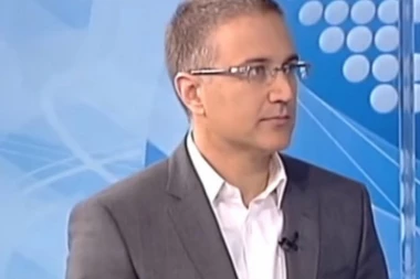 Stefanović o akciji ROSU na KiM: Gde to policija nokautira žene i decu, lupa automobile i puca iznad građana