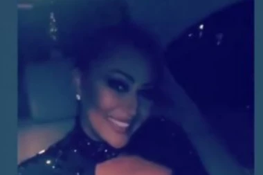 Ceca napunila Arenu u Ljubljani, pa očarala se*si izgledom!