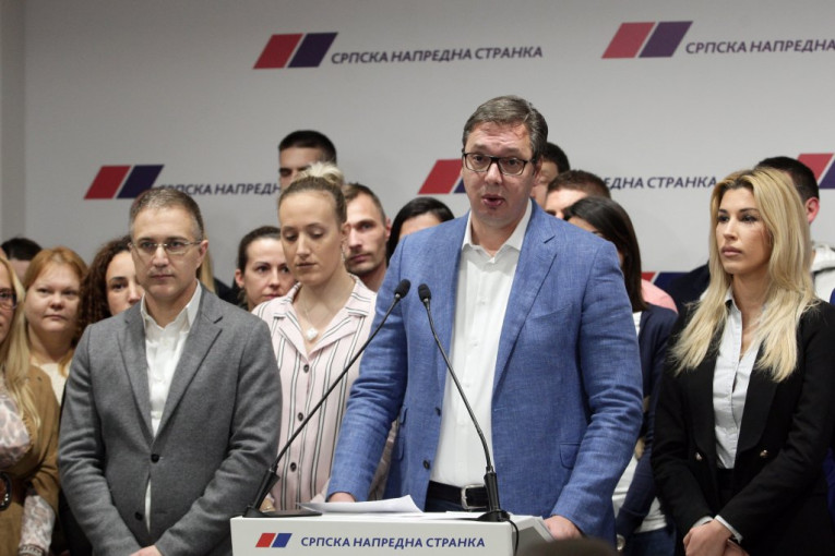 Vučić o promenama u SNS: Vreme je da se nekima zahvalimo