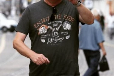 Priča stara 40 godina: Način na koji je Bajaga upoznao svoju ženu nikada neće zaboraviti!