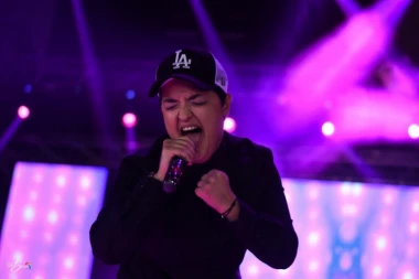 Marija Šerifović šokirala objavom: Evo šta znači kada nju držiš za ruku!