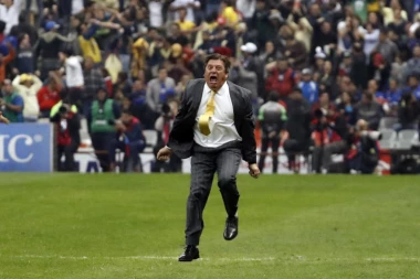 (VIDEO) TOTALNI CAR: Trener slavio kao da je osvojio SP