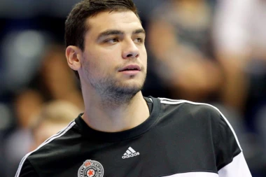 Predao se sin biznismena nakon što je pretukao Bezbradicu