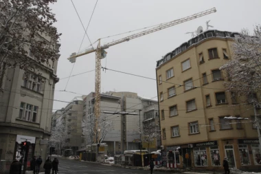 (FOTO) Otkriveno zašto je policija blokirala Takovsku ulicu!