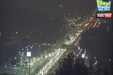 Potpuni kolaps u gradu: Špic je tek počeo, Takovska zatvorena, a ovde je najgore!