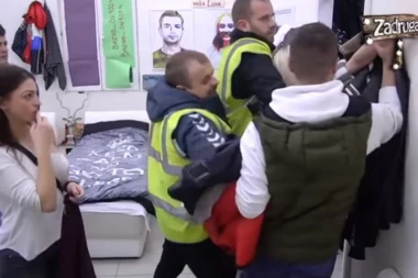 (VIDEO) Meni možeš samo ku*ac da diraš: Marko nasrnuo na Doroteu, vrisnula od bola!
