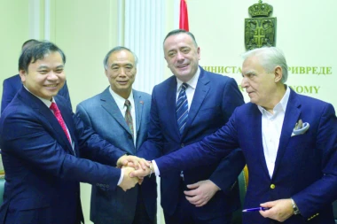 Kinezi prave čudo u Boru: "Ciđin" zvanično preuzeo RTB