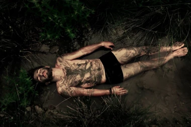 Platiš 200 dinara i pravo u SMRT: Studenti masovno kupuju novu opasnu drogu preko interneta