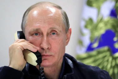 Rat na pomolu! Putin raspoređuje nuklearke na Kubi!