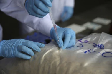 VELIKA ZAPLENA DROGE NA GRADINI! Kod Holanđanina pronađeno više od 60 kila ekstazija i blizu 5,5 kilograma kokaina!