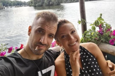 Dečko Milice Todorović bio je oženjen ovom poznatom pevačicom sa kojom ima i sina!