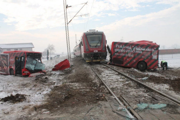 TRAGEDIJA KOJA JE POTRESLA SRBIJU! Vozaču AUTOBUSA SMRTI 8 godina zatvora!
