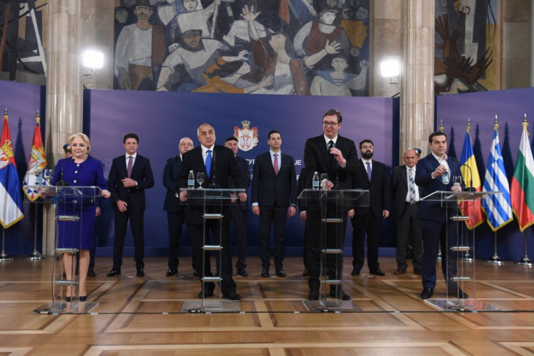 (VIDEO) Predsednik Vučić sa troje premijera: Postigli smo nekoliko važnih dogovora, zahvalan sam na podršci evrointegracijama Srbije!