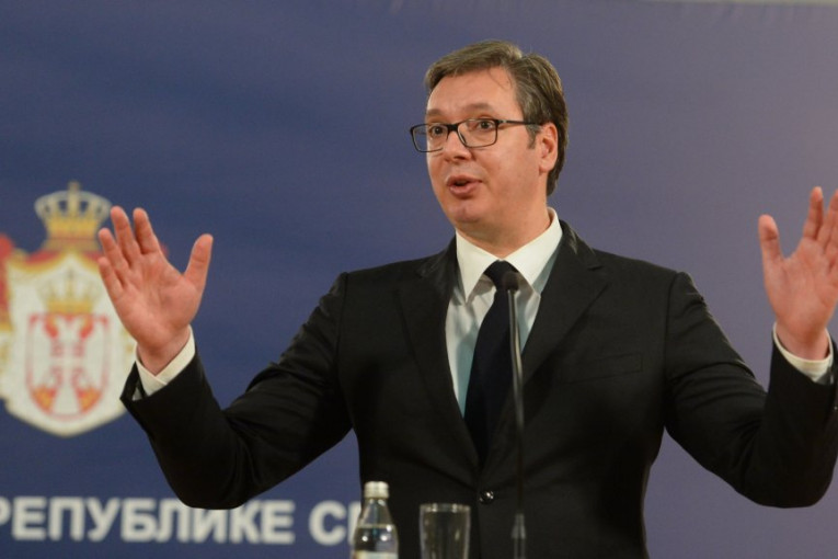 Vučić obelodanio poverljiv dokument: Jeremić odobrio da Vlada plaća 100.000 dolara mesečno