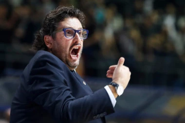 EVROLIGA: Nedović ŠOKIRAO Trinkijerija, nastavlja se POSRTANJE Fenera! Asvel SLAVIO, megaiznenađenje u Francuskoj!