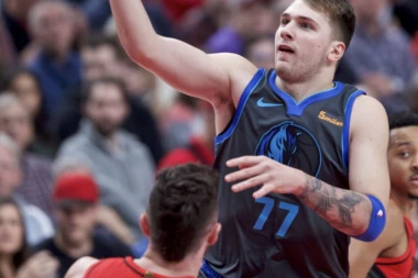 Dončić se u porazu Dalasa upisao u istoriju NBA lige