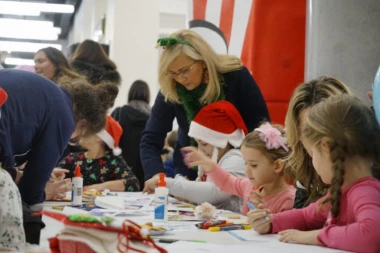 DECA DECI POMAŽU: Održana radionica za mališane u Kombank dvorani