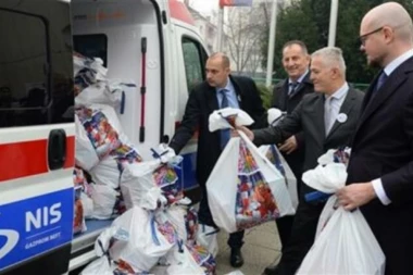 NIS donirao Opštoj bolnici u Kraljevu i KBC-u u Kosovskoj Mitrovici!