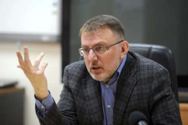 "Okupatorima nećemo vraćati imovinu, to ne radi niko, pa neće ni Srbija"