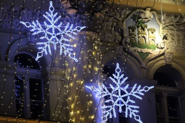 BRAVO ZA UŽICE: Umesto na novogodišnje proslave, novac ide u humanitarne svrhe