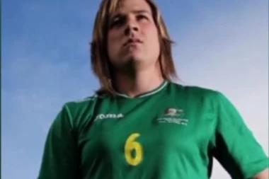 (VIDEO) LUDILO MOZGA: Rukometaš promenio pol, pa sa ženskom selekcijom Australije učestvuje na SP u Tokiju!