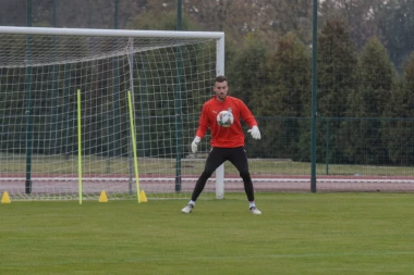 Zvezda se odrekla još jednog golmana