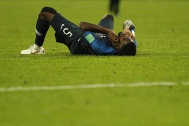 ŠOK U BARSELONI: Talentovani štoper završava karijeru u 25. godini!