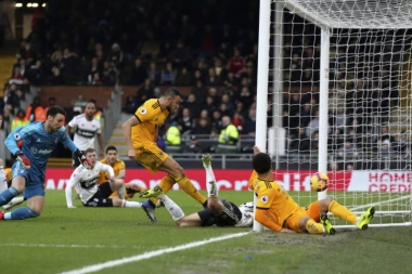 AGONIJA FULAMA SE NASTAVLJA: Mitrović se propisno ispromašivao!