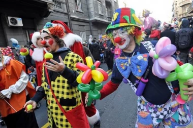 ULICA OTVORENOG SRCA - ULICA CRVENIH NOSEVA: 1. januar 2019. godine, tačno u podne!