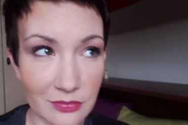 NOVINARKA VREMENA: Ajde da mi po*ušiš ku*ac