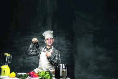 Najbolji fudbaler Srbije otkrio za Srpski telegraf: Ja kuvam, žena pere sudove!