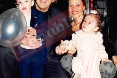 Nije imala ni dve godine kada je ubijen: Anastasija objavila do sada neviđene Arkanove fotografije!