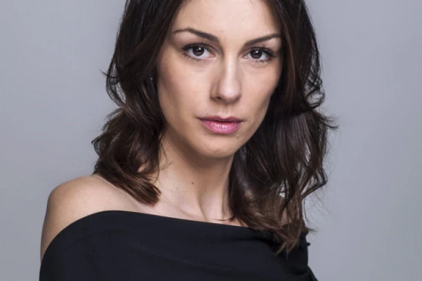 (VIDEO) BOBA MIĆALOVIĆ ODUŠEVILA SVE: Prelazi u pevačice?!