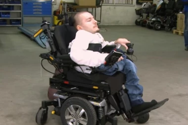 Najneverovatnije priče koje su obeležile 2018: Rus čeka novo telo, ali je napravio sina!