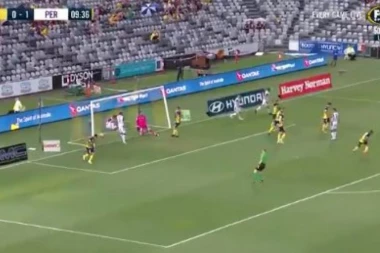 (VIDEO) Kako jednostavno srušiti gol