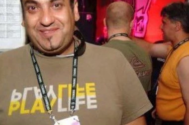 Preminuo bubnjar Vampira i Familije!