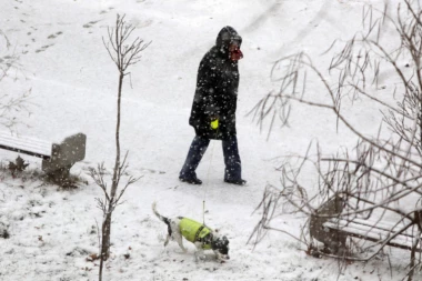 Sneg dva metra: U Lučanima proglašena vanredna situacija