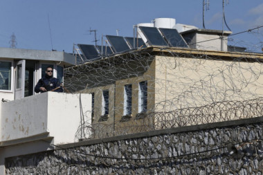 INCIDENT U NIŠU: Osuđenici napravili rupu u zidu i pobegli iz zatvora!