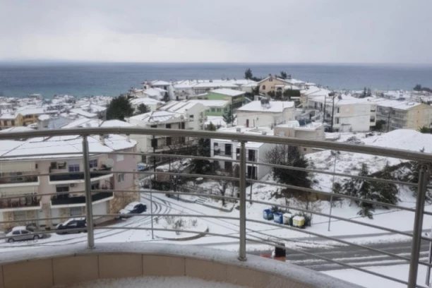 NEKOLIKO HILJADA NOVOGODIŠNJIH ARANŽMANA ZA GRČKU DOVEDENO U PITANJE! Od vikenda obavezan PCR i za VAKCINISANE I NEVAKCINISANE!