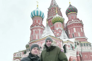 NIKOLA, IZVINI SE BRAĆI SRBIMA ŠTO VAS NISMO BRANILI OD BOMBI!