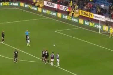 (VIDEO) VAR umalo zakazao, u poslednji čas ispravio grešku sudije