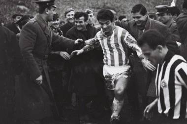 Poslednje zbogom: Zvezdine zvezde se oprostile od Šekija rečima koje slamaju srce!