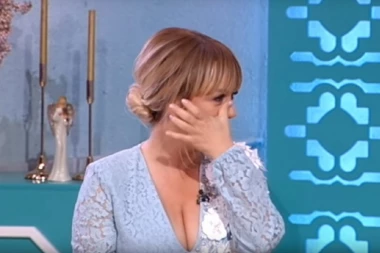 I Slađa Alegro testirana na koronu: Stiglo saopštenje o pevačicinom zdravlju!