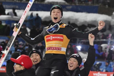 JAPANAC U ISTORIJI! Kobajaši slavio na sve četiri stanice Novogodišnje turneje!