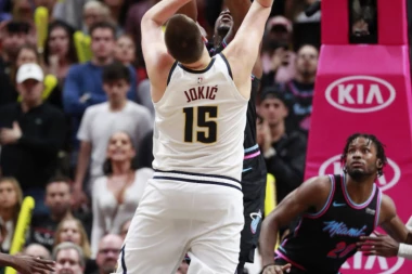 MAESTRALNI SRBIN SRUŠIO MAJAMI: Nestvarna partija Jokića i 20. tripl-dabl u karijeri!