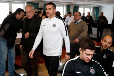 UPRAVO, GDE SU MOJA POJAČANJA?