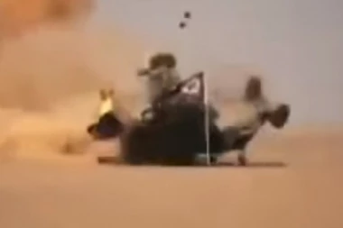 Automobili se raspali u udesu na reliju