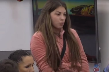 Dragana Mitar ponovo raspametila muškarce: Pokazala celu zadnjicu!