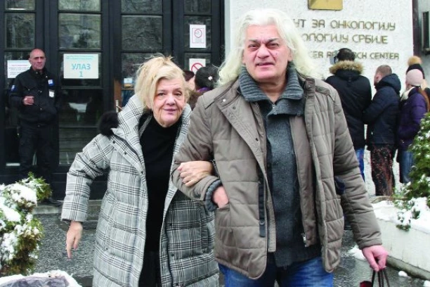 FUTA KIPTI OD BESA ZBOG LAĆINOG PONAŠANJA NA SAHRANI MARINE TUCAKOVIĆ: Progovorio o proterivanju Cece, Matića i Kalinića sa groblja! (FOTO)